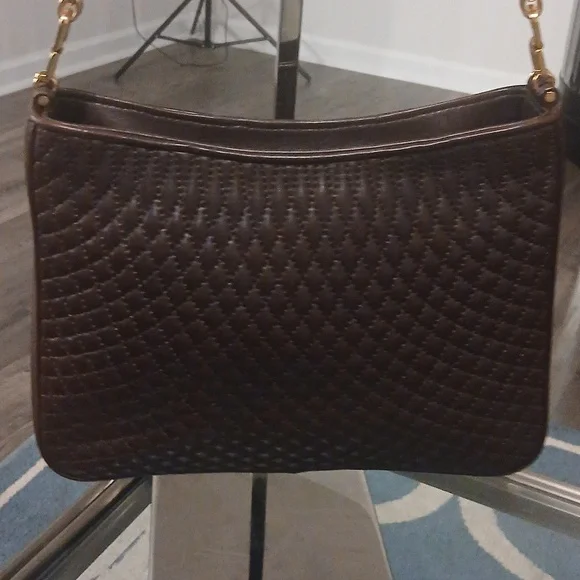 Bally Quilted Brown Lambskin Leather Shoulder Bag with Gold Chain - Picture 5 of 9